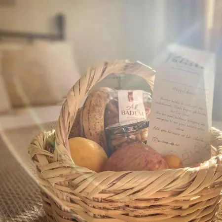 호텔 Patiska Butik Otel *